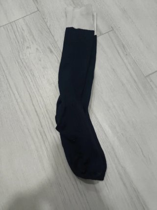 Calcetas azules con blanco