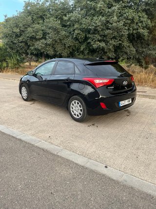 Hyundai i30 1.4 CRDi 90 CV – Año 2012 – Particular