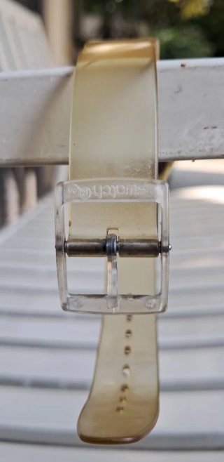 Orologio Swatch trasparente