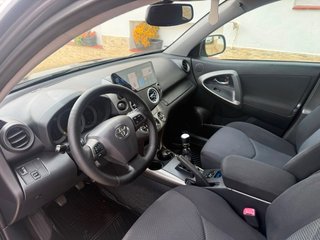 Toyota RAV4 2009