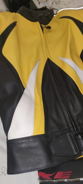 Mono de cuero para moto SPYKE