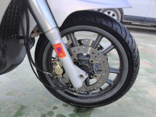 Piaggio Beverly 400i Plata