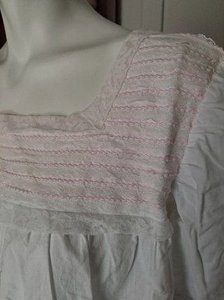 Camicia da notte vintage bianca