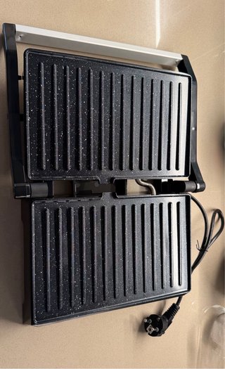 Sandwichera grill Aigostar