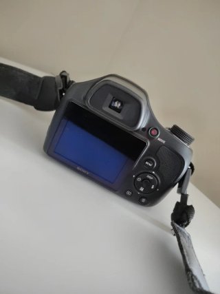 Fotocamera Bridge Sony DSC-H400 + Pacco Extra