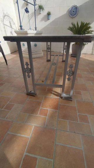 Mesa Jardín Granito y Hierro
