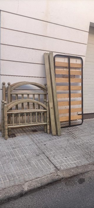Cama individual madera y somier metálico