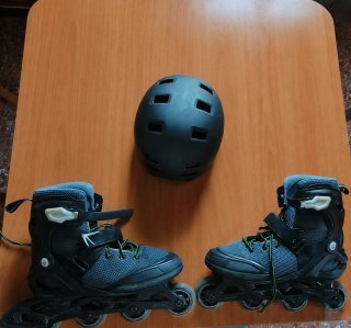 Patines en línea talla 48 + Casco