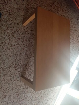 Mesa auxiliar LACK IKEA roble.  90x55