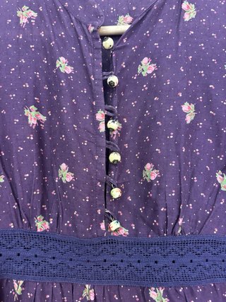 Blusa Stradivarius flores morada