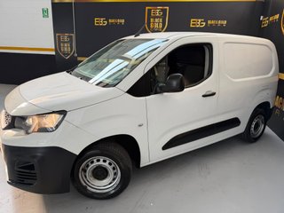 Peugeot Partner Premium Standard 1000kg BlueHDi