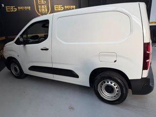 Peugeot Partner Premium Standard 1000kg BlueHDi