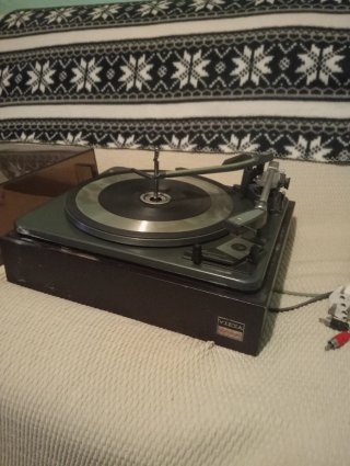 Tocadiscos Amplificador y Altavoces