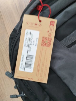 Mochila American Tourister Negra y Gris