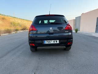 Peugeot 3008 2011