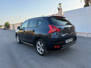 Peugeot 3008 2011