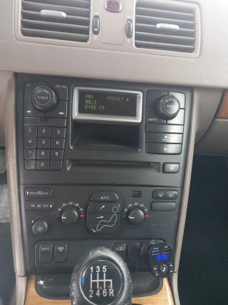Volvo XC90 2004