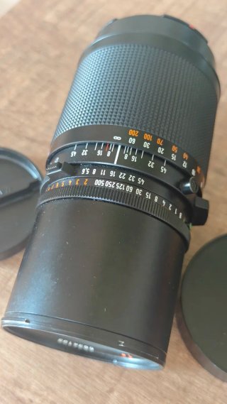 Hasselblad Sonnar 250 CF T*