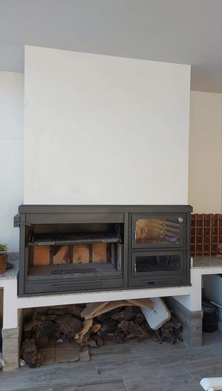 Barbacoa de obra con horno y campana AQ-2