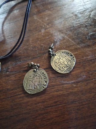 Collar y pendientes Massimo Dutti
