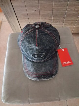 Cappellino Diesel effetto used