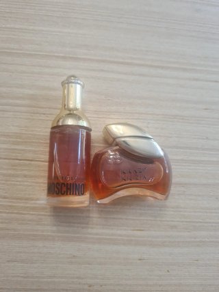 Mini profumi Moschino e KRAZY Krizia