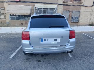 Porsche Cayenne 2004