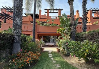 Casa adosada en alquiler en Lomas de Marbella Club en Marbella