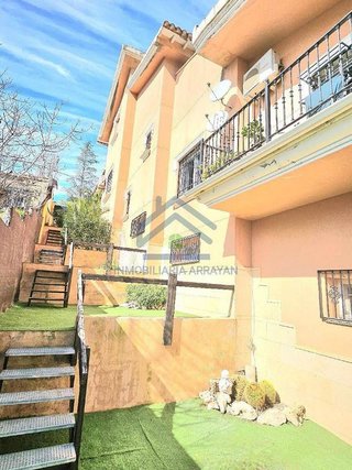Chalet en venta en Gójar