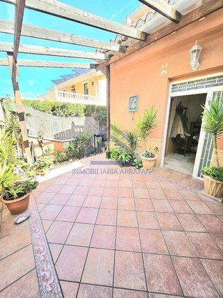 Chalet en venta en Gójar