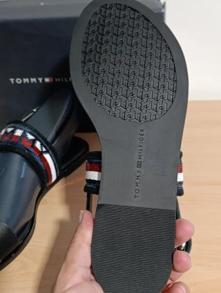 Sandalias Tommy Hilfiger Mujer T37 Negras Multicol