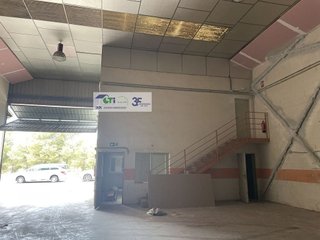 Nave industrial en alquiler en Puebla de Alfindén (La)