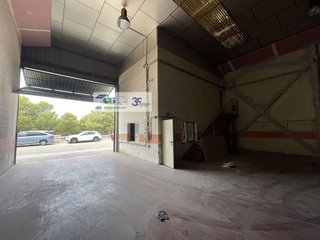 Nave industrial en alquiler en Puebla de Alfindén (La)
