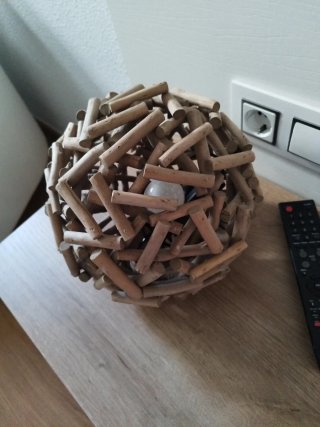 Lámpara colgante de madera diseño y dos de mesilla