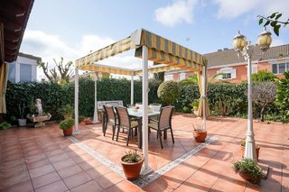 Casa adosada en venta en Las Américas en Parla