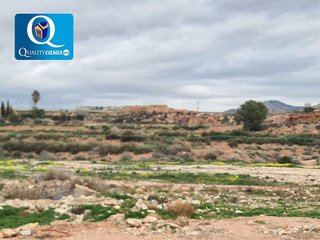 Terreno en venta en Novelda