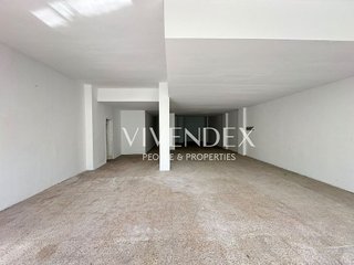 Local comercial en venta en Sant Andreu de Palomar en Barcelona