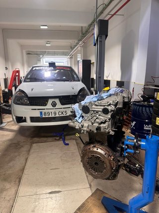Renault Clio 2 rally