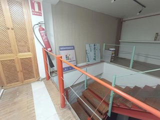 Local comercial en alquiler en Santa Rosa - Valdeolleros en Córdoba