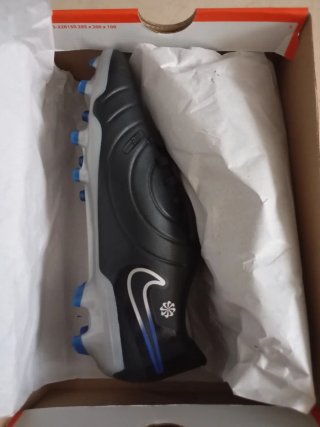 Zapatillas Nike Fútbol Nuevas Talla 40'5