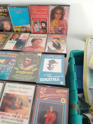 Lote 20 Cintas Cassette Variadas