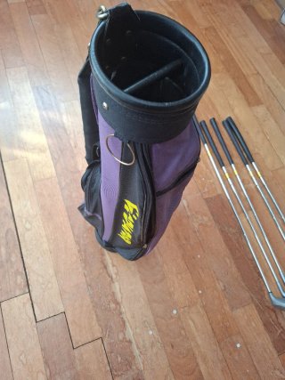 Bolsa de golf junior Gladiator con palos