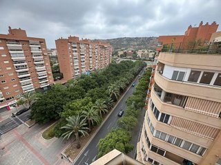 Piso en alquiler en Vistahermosa en Alicante