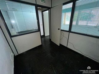 Oficina en alquiler en Centro Ciudad en León