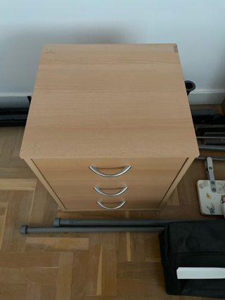 Mueble de oficina de madera