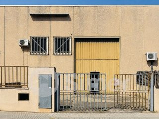 Nave industrial en alquiler en Palau-solità i Plegamans