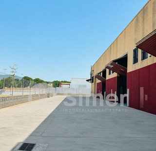 Nave industrial en alquiler en Palau-solità i Plegamans