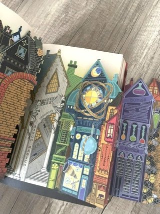 Libro Harry Potter y la piedra filosofal ilustrado
