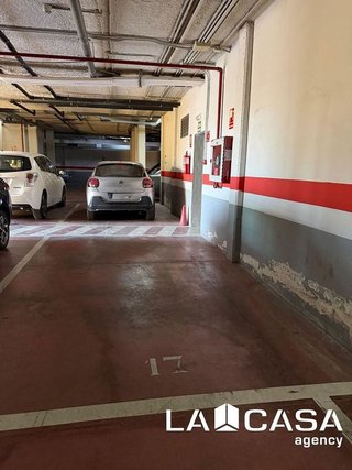 Garaje en venta en Arenal - La Pólvora en Dos Hermanas
