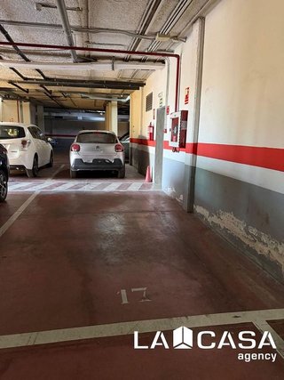 Garaje en venta en Arenal - La Pólvora en Dos Hermanas